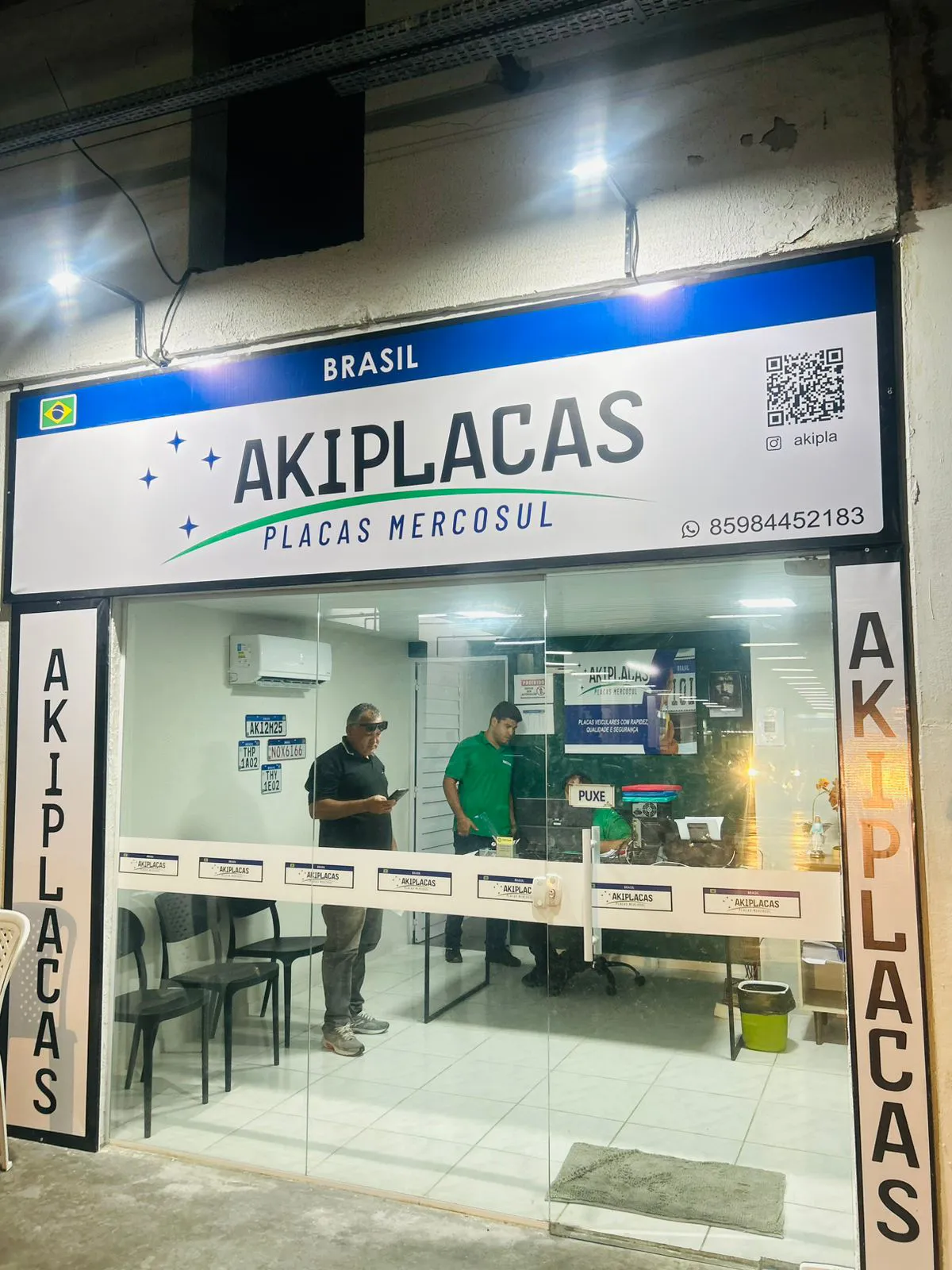 Aki Placas